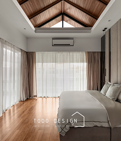 033-masterbed